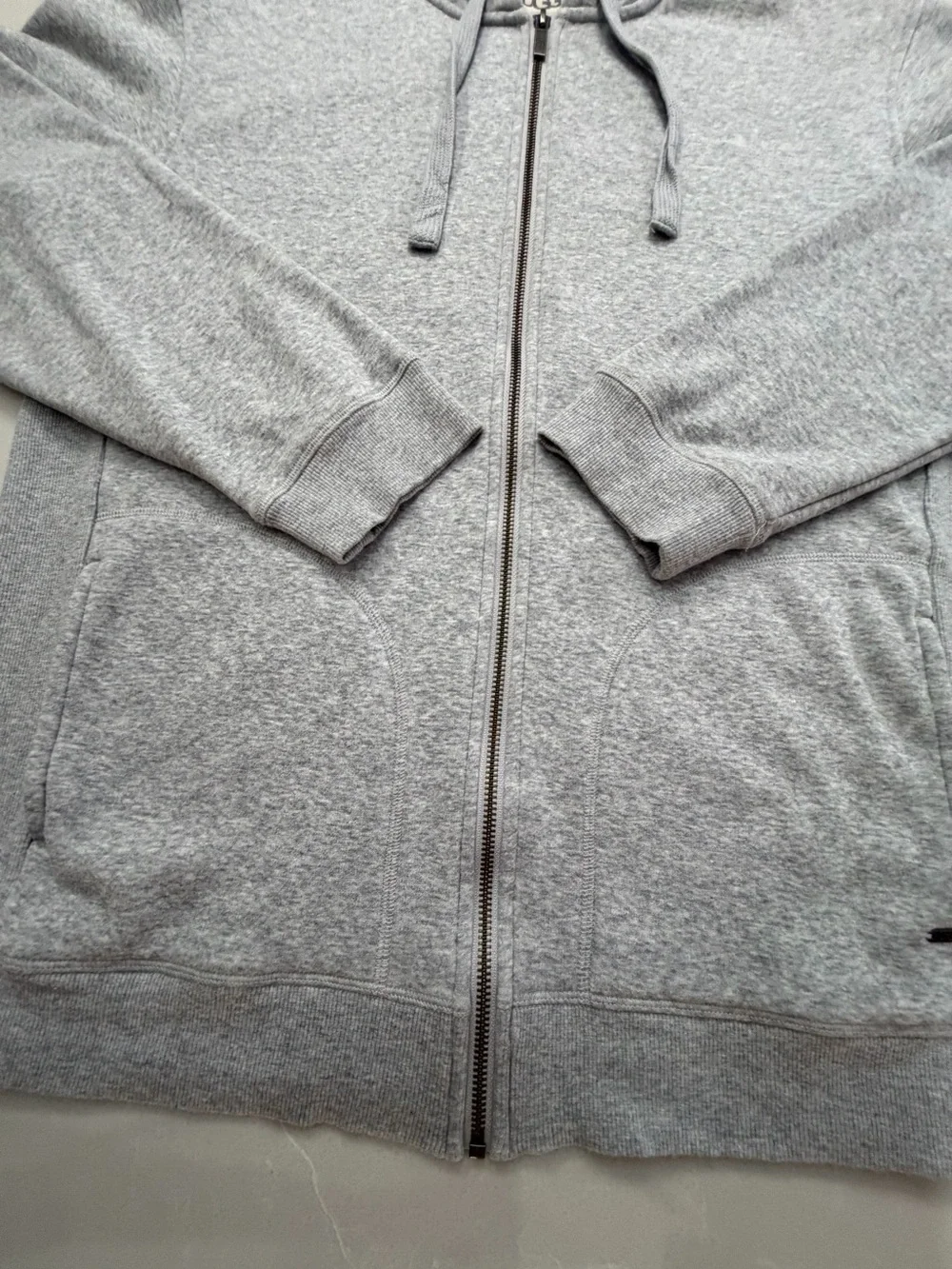 UGG Elliot Men’s Size L Grey Full Zip Fleece Hoodie w/ Ribbed Side Panels